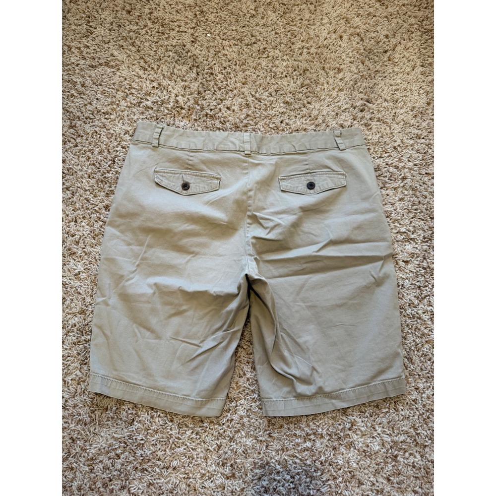 Dockers Womens Khaki Chino Shorts Tan Stretch Casual Bermuda Size 14 - Picture 3 of 3